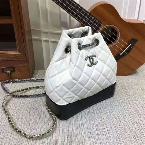 chanel black and white leather handbag